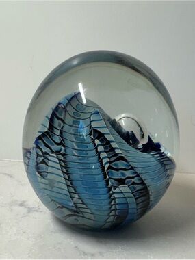 Vintage Art Glass Signed By Artist Robert Eickholt
1991